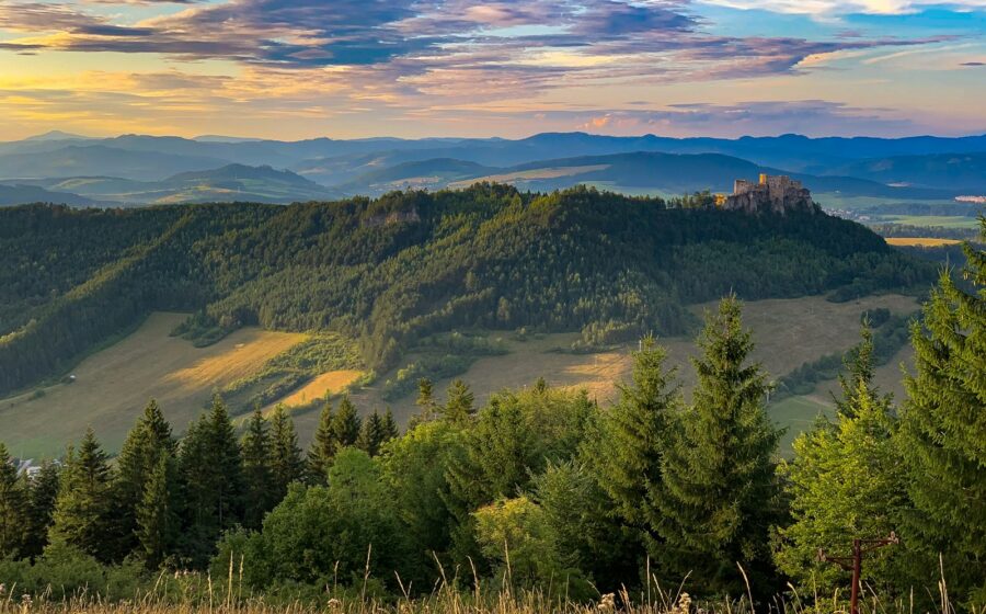 Living Between Slovak and Czech Worlds: A Foreigner’s Perspective