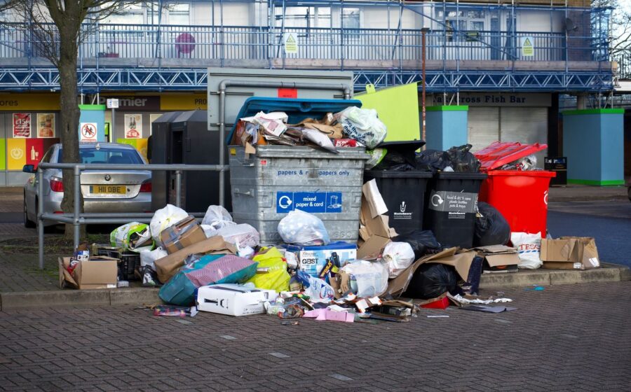 Bratislava Municipal Waste Fee for Foreign Residents: Who Pays and What to Check