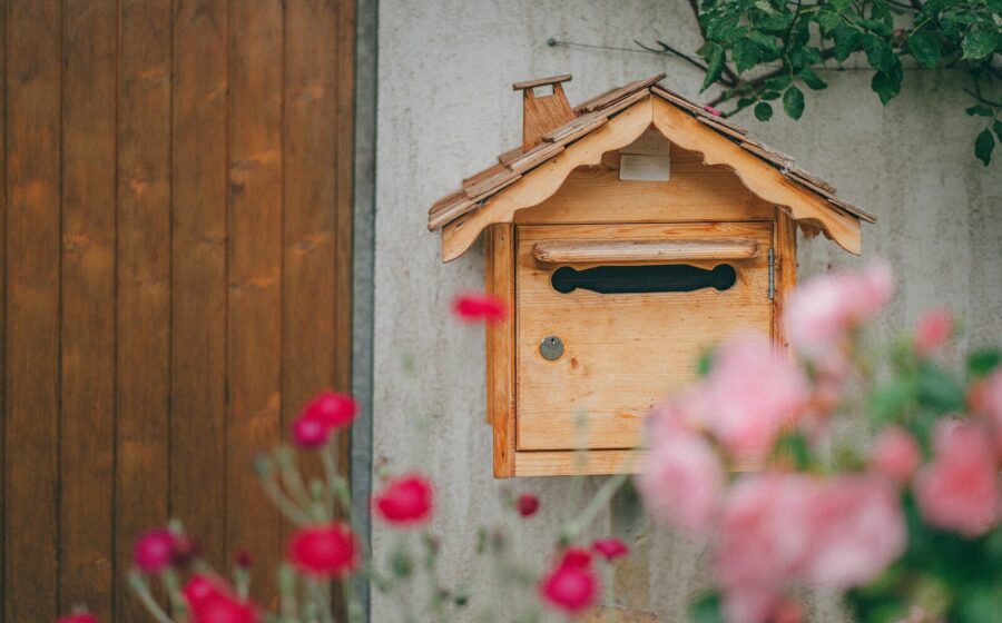 Moving Address in Slovakia: A Foreigner’s Checklist