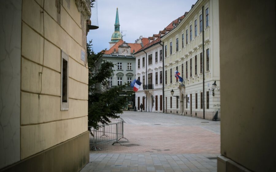 Slovakia Temporary Residence Document Checklist for Non-EU Citizens