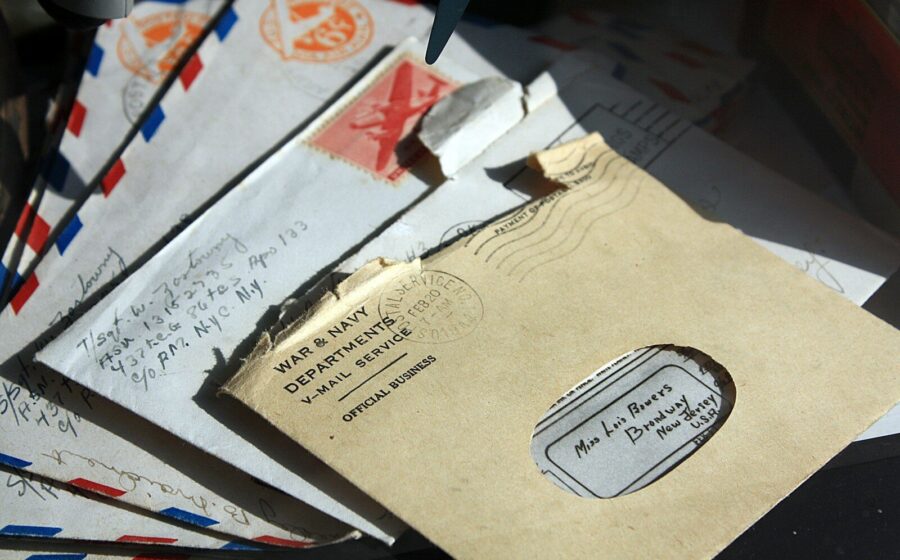 How to Set Up Mail Forwarding in Slovakia After You Move